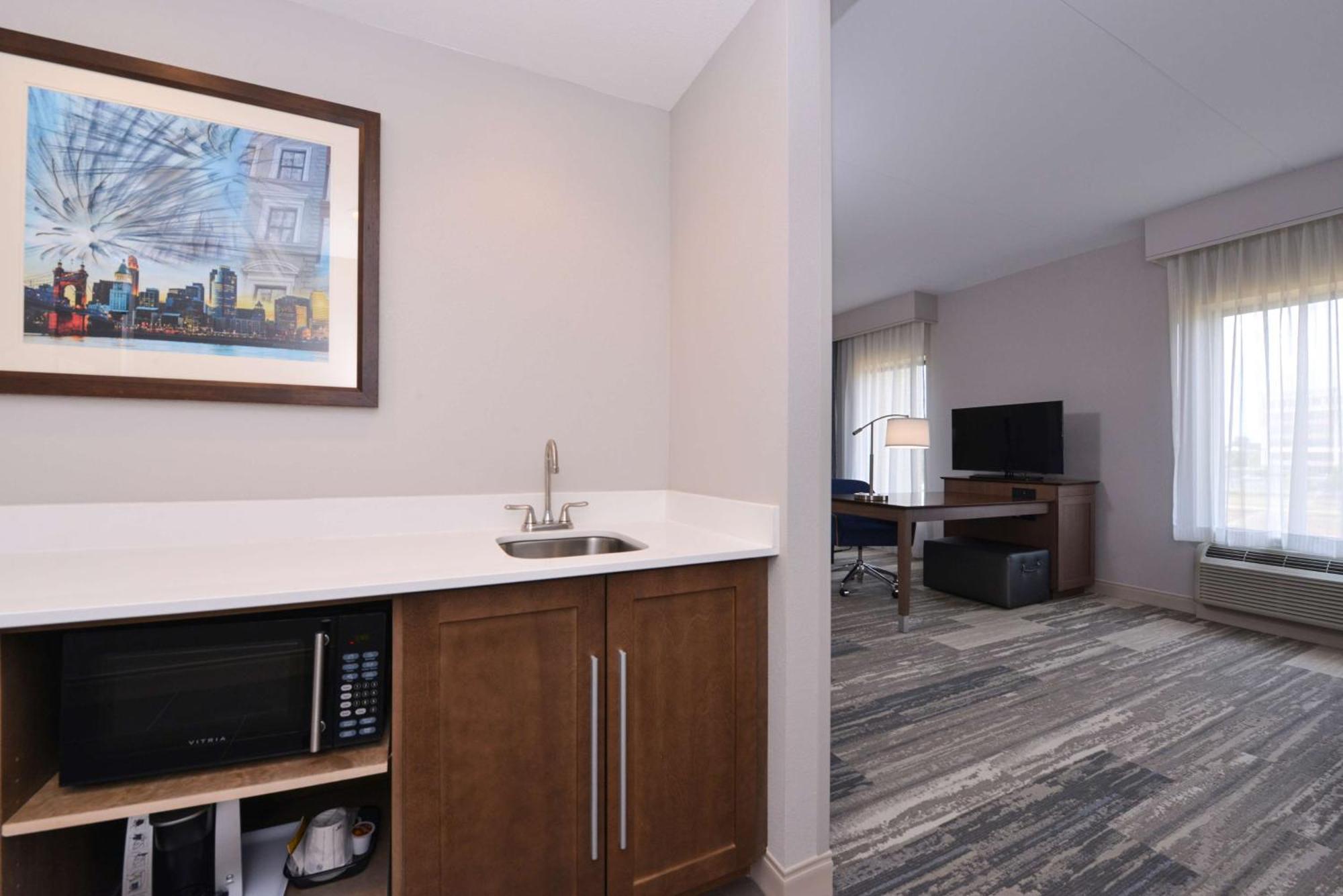Hampton Inn & Suites Cincinnati-Mason, Ohio Екстериор снимка